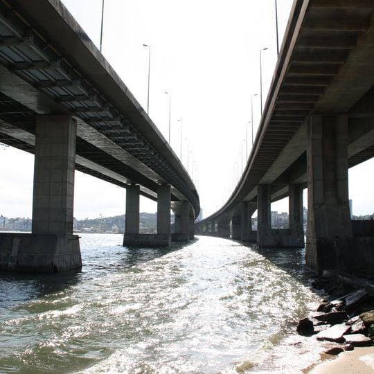 Pedro Ivo Campos bridge