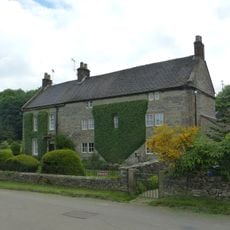 Town Head Farmhouse, garden wall and railings