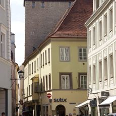 Wohn- und Geschäftshaus