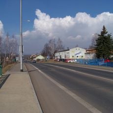 Most Kraslické ulice přes silnici II/181 (dříve důlní dráhu) ve Svatavě