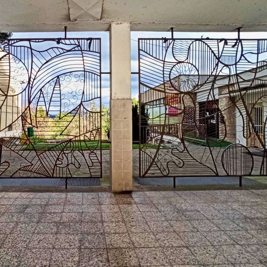 Kovová mříž pro kavárnu Ohře v Lounech