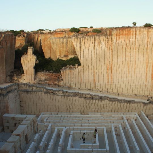 Líthica-Pedreres de s’Hostal