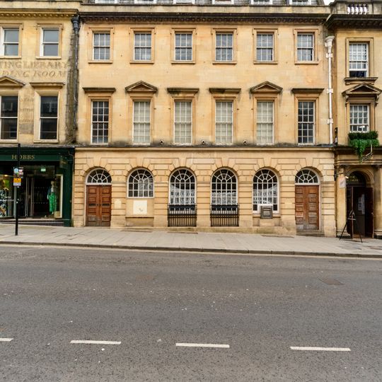 44-45, Milsom Street