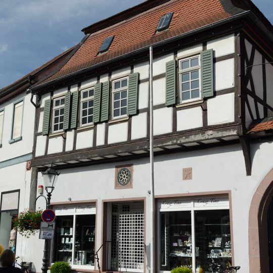 Aschaffenburger Straße 5