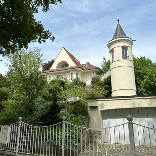 Wohnhaus Karmeliterweg 32