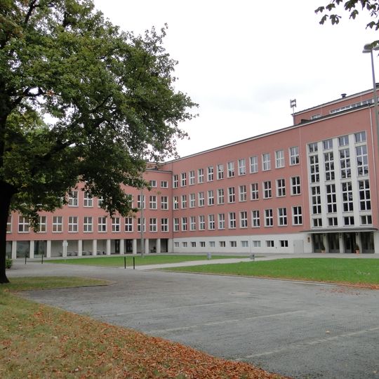 Julius-Ambrosius-Hülße-Gymnasium