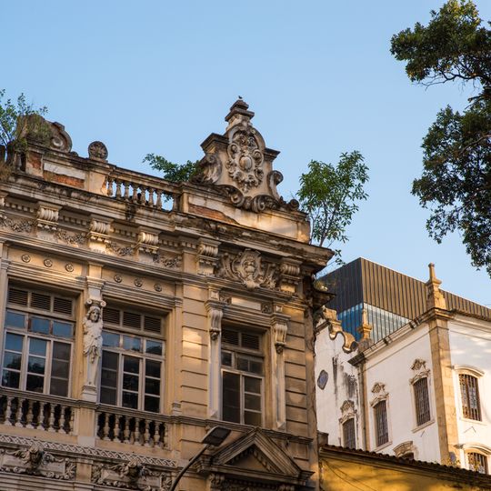 Building at Rua da Carioca, 3