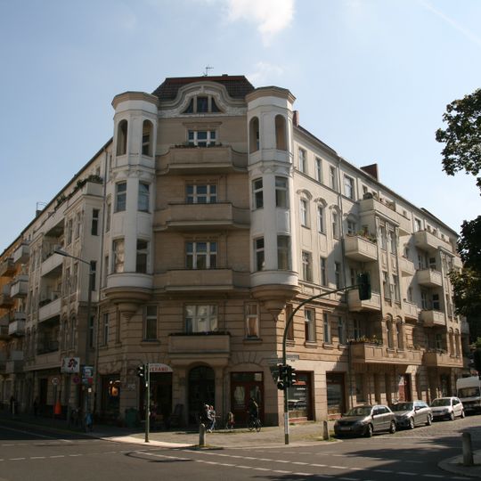 Mietshaus Malmöer Straße 6