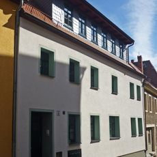 Wohnhaus in geschlossener Bebauung Mittelstraße 2