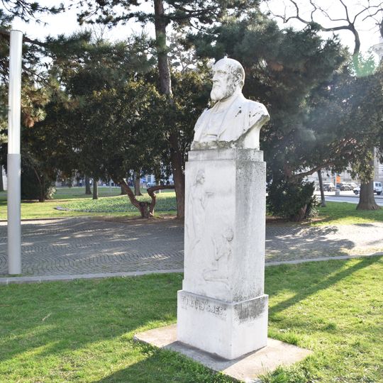 Denkmal Eduard-Suess