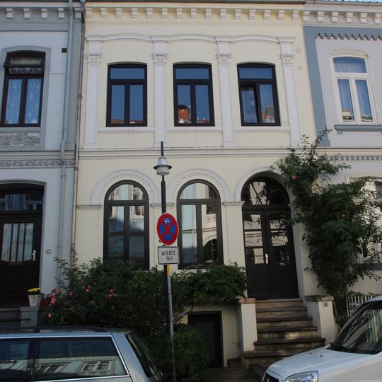 Wohnhaus Adlerstraße 16