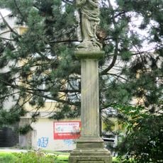 Sloup se sochou Panny Marie