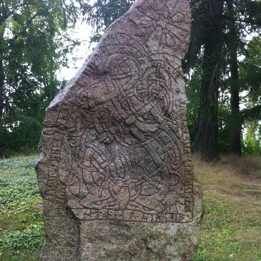 Uppland Runic Inscription 650