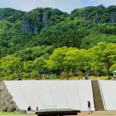 霊山こどもの村