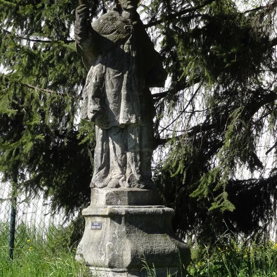 Socha svatého Jana Nepomuckého u silnice jižně od Rychnova