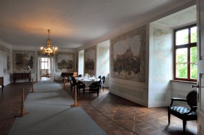 Interior 4