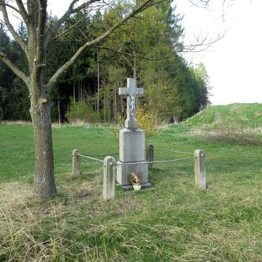 Kříž západně od Metánova