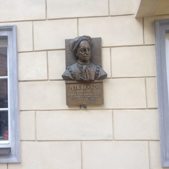 Pamětní deska Petra Brandla ve Sněmovní ulici na Malé Straně