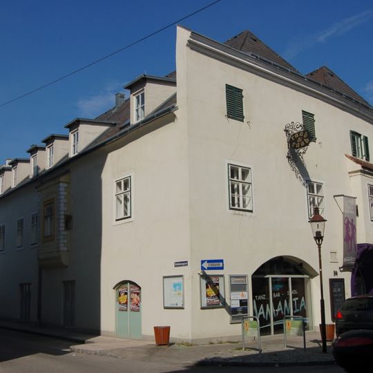 Neunkirchner Straße 34