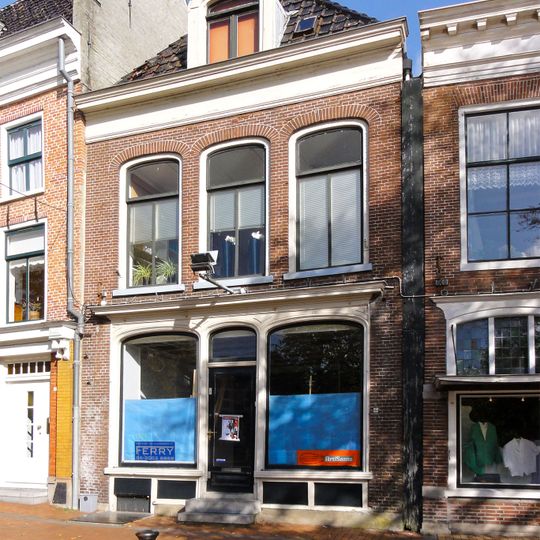 Diepswal 5, Dokkum