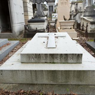 Grave of Vasseur