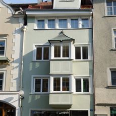 Wohn- und Geschäftshaus