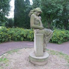 Socha Hudba v parku Severní Terasa v Ústí nad Labem