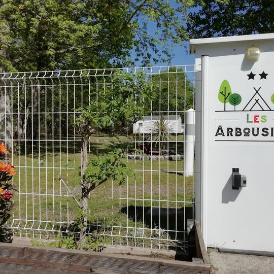 Camping les Arbousiers