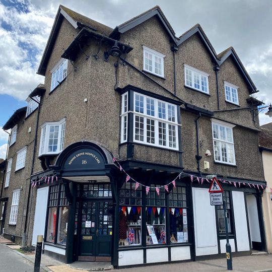 16 And 17, High Street