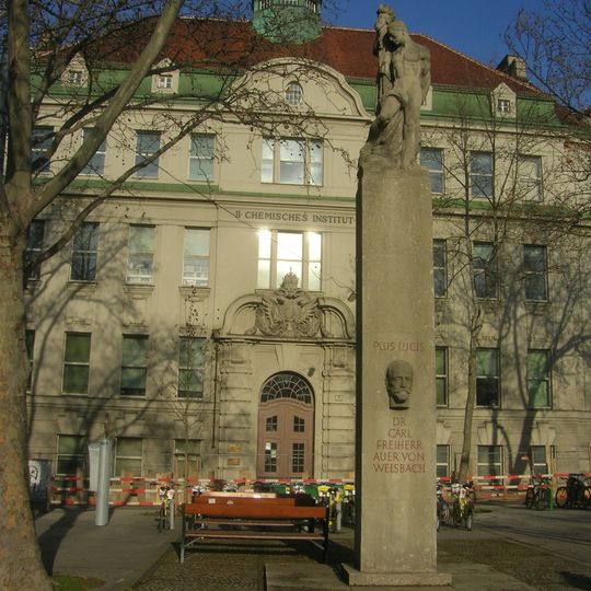 Auer von Welsbach-Denkmal