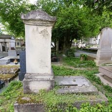 Grave of Rochedragon