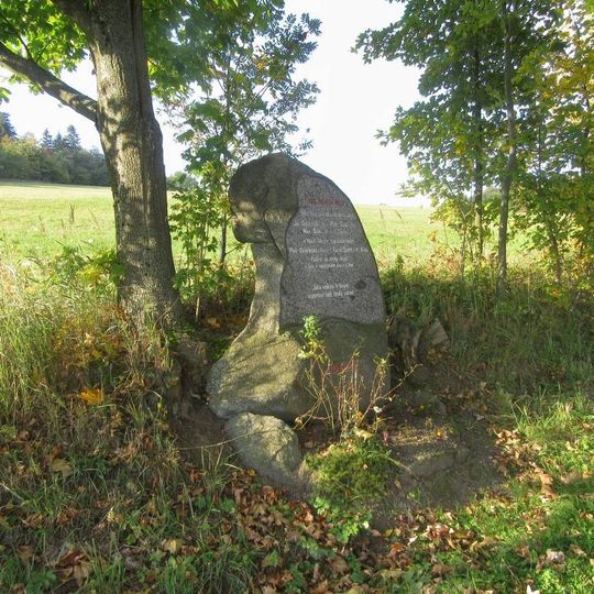 Pomník padlým severně od Cotkytle