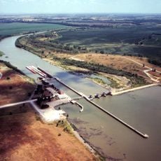 Newt Graham Lock & Dam