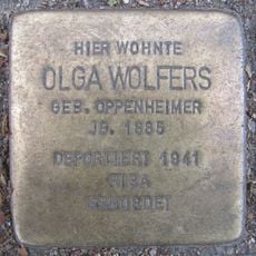 Stolperstein en memoria de Olga Wolfers