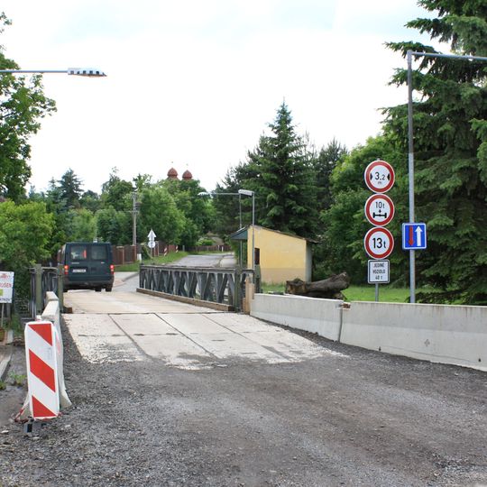 Most přes Bušinec v Tismicích
