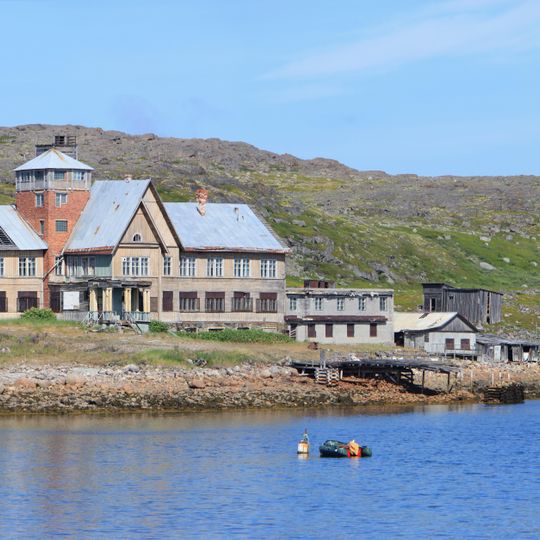 Здание производственное Мурманского морского биологического института