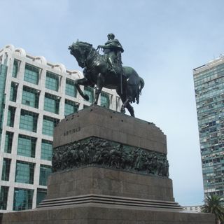 Monument to Artigas