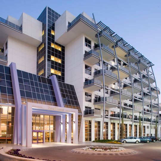 Kfar Ha'Maccabiah Hotel