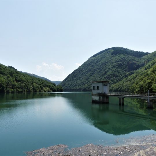 Lago di Pinet