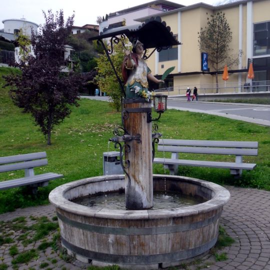 Brunnen mit hl. Sebastian