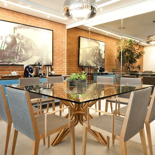 Modern Mamma Osteria