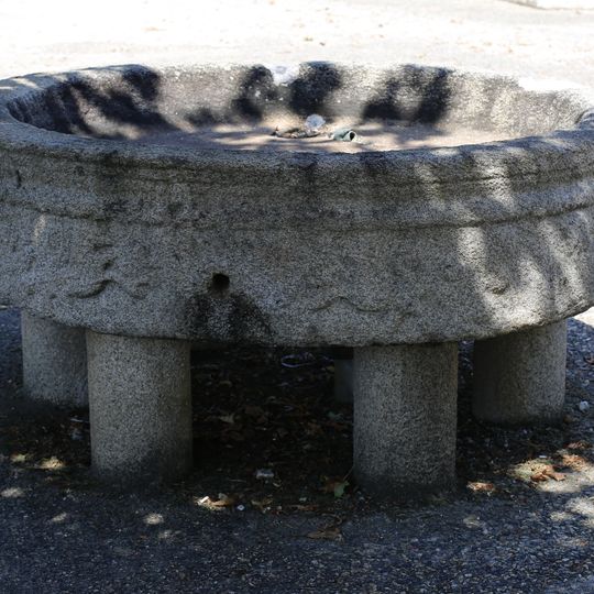Fontaine de Naves