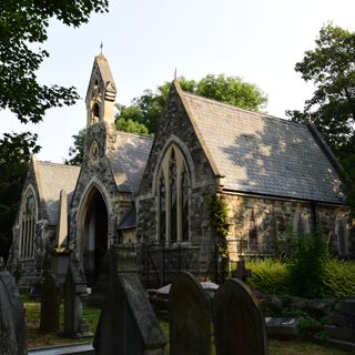 Two Chapels At South Ealing Cemetery