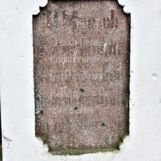 Kříž u silnice poblíž domu 80 ve Všemilech