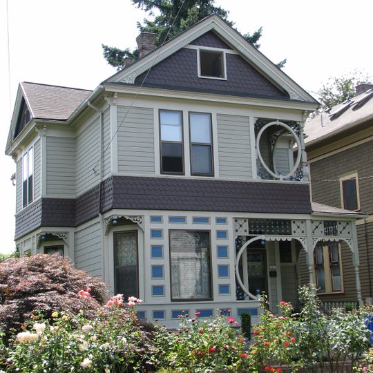 Casa John E. G. Povey