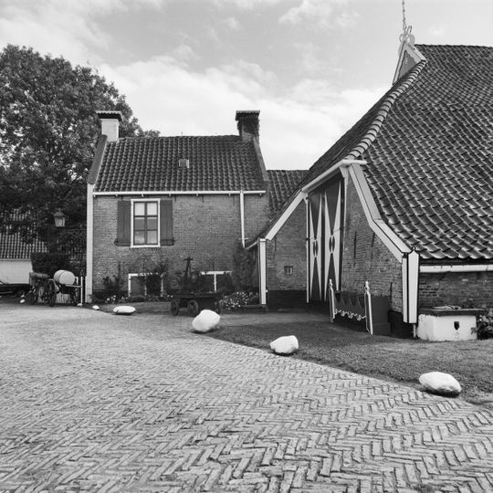 Kerkbuurt 19, Allingawier