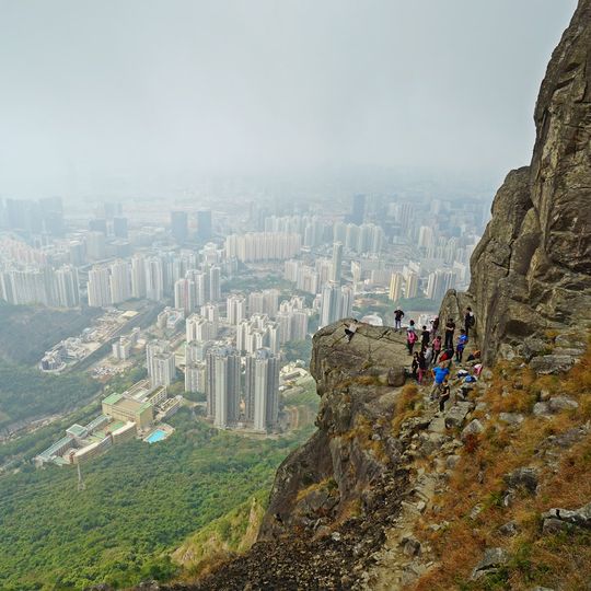 自殺崖 Suicide Wall