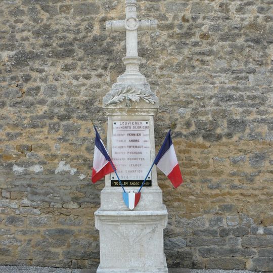 Monuments aux morts de Louvières