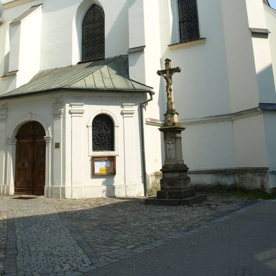 Kříž u Františkánského kláštera v Uherském Hradišti