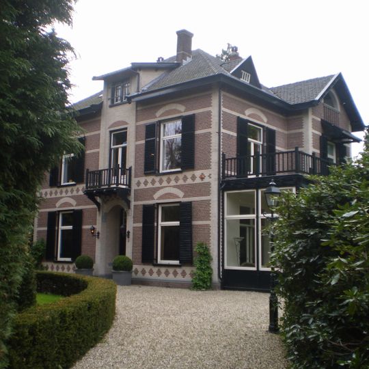 Hertog Hendriklaan 17